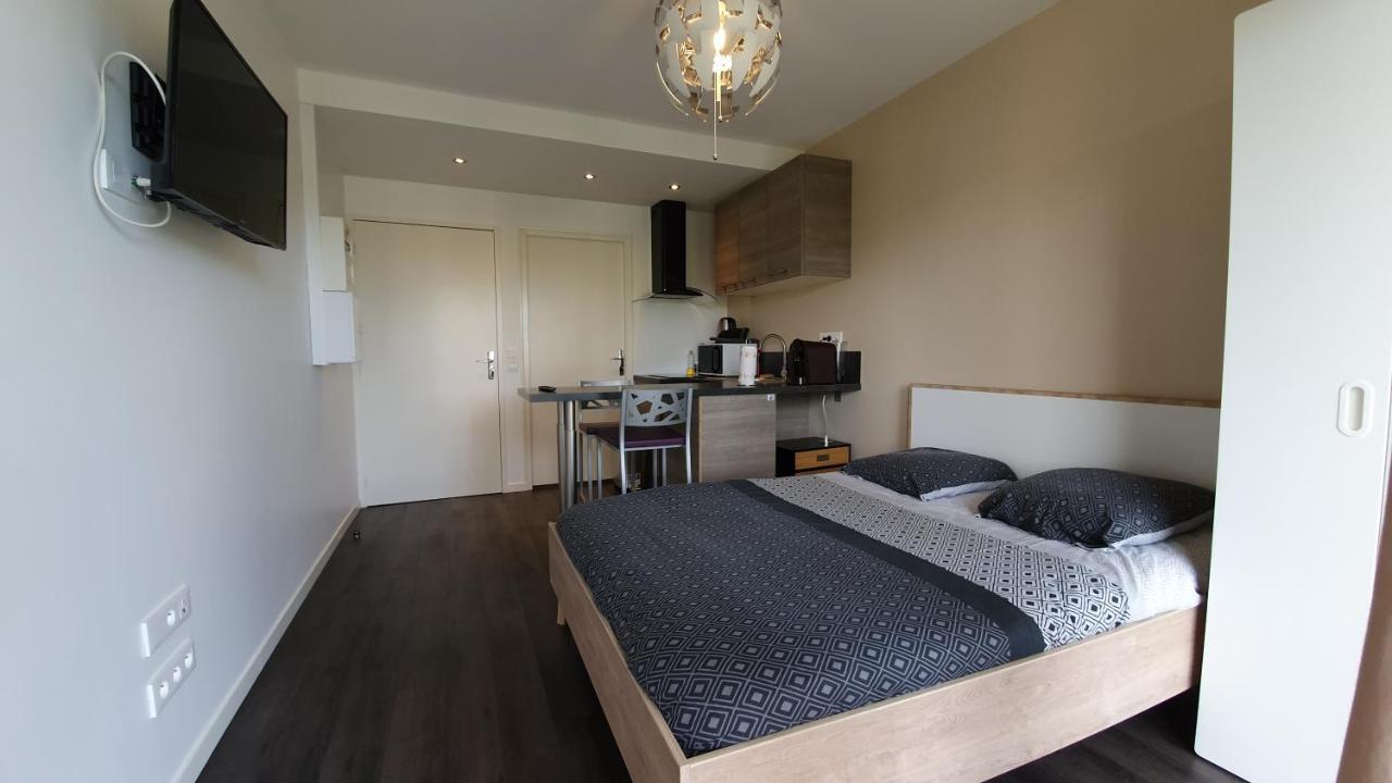 Le Studio Cosy D'Angelique Et David Avec Parking ランブイエ エクステリア 写真